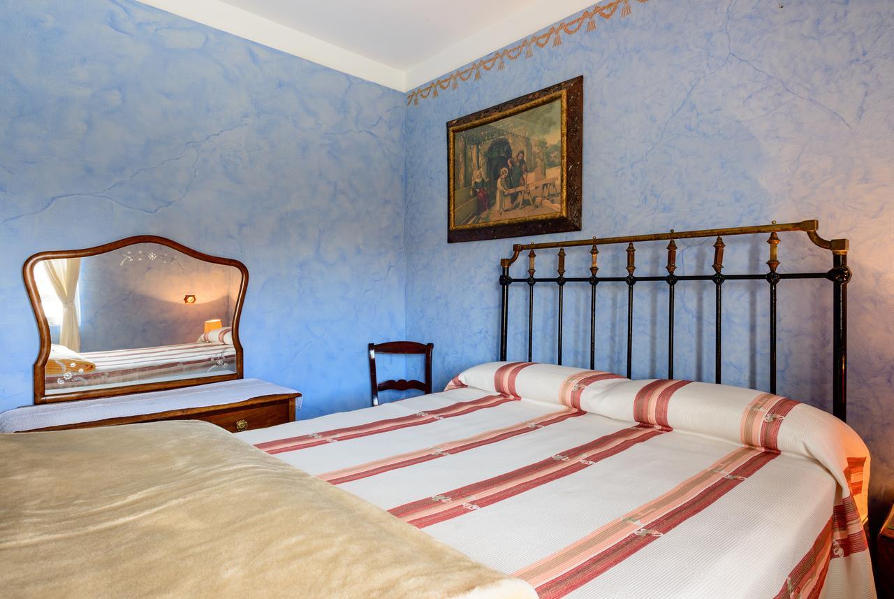 Casa Rural La Conejera Madrigalejo Del Monte Exteriör bild