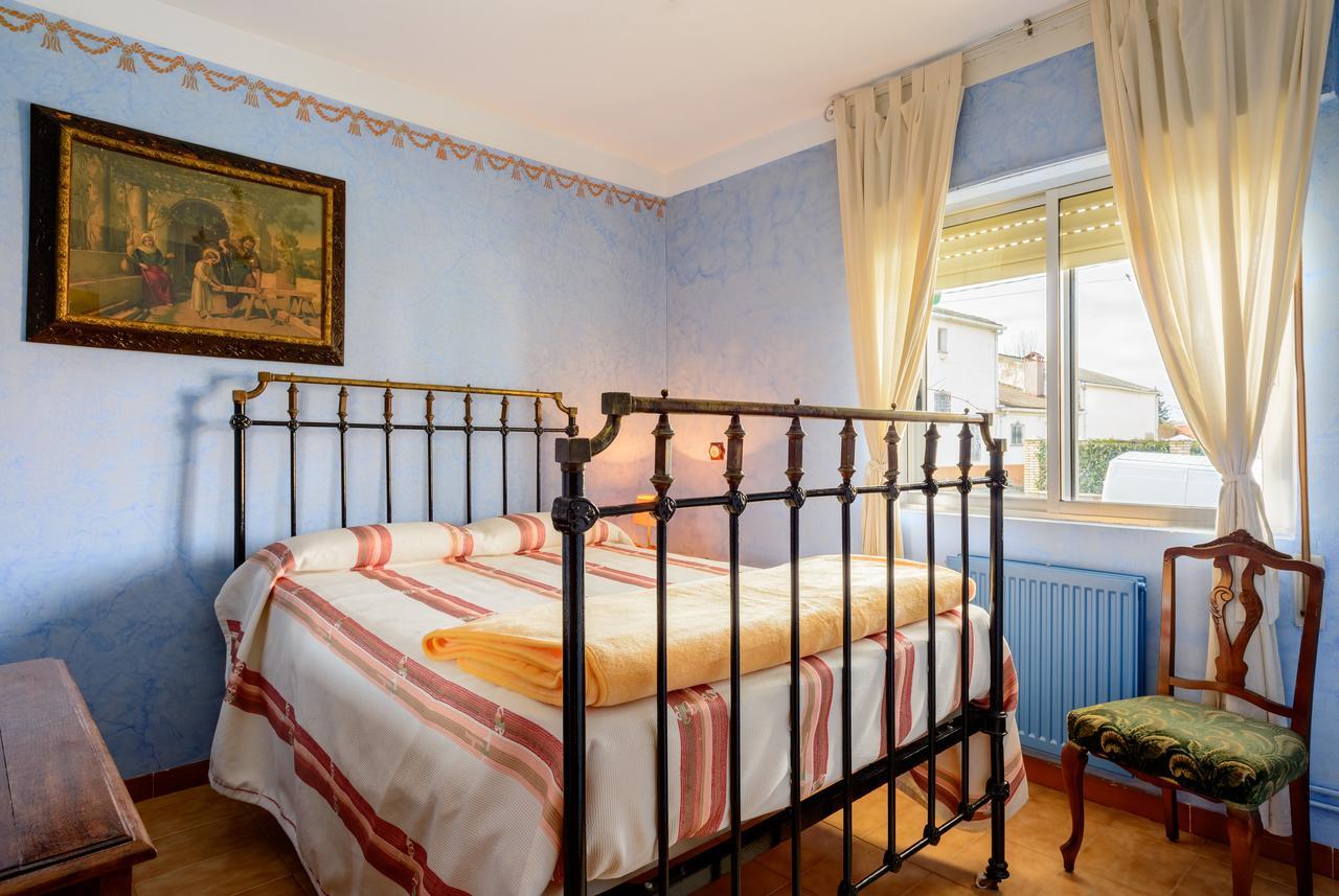 Casa Rural La Conejera Madrigalejo Del Monte Exteriör bild